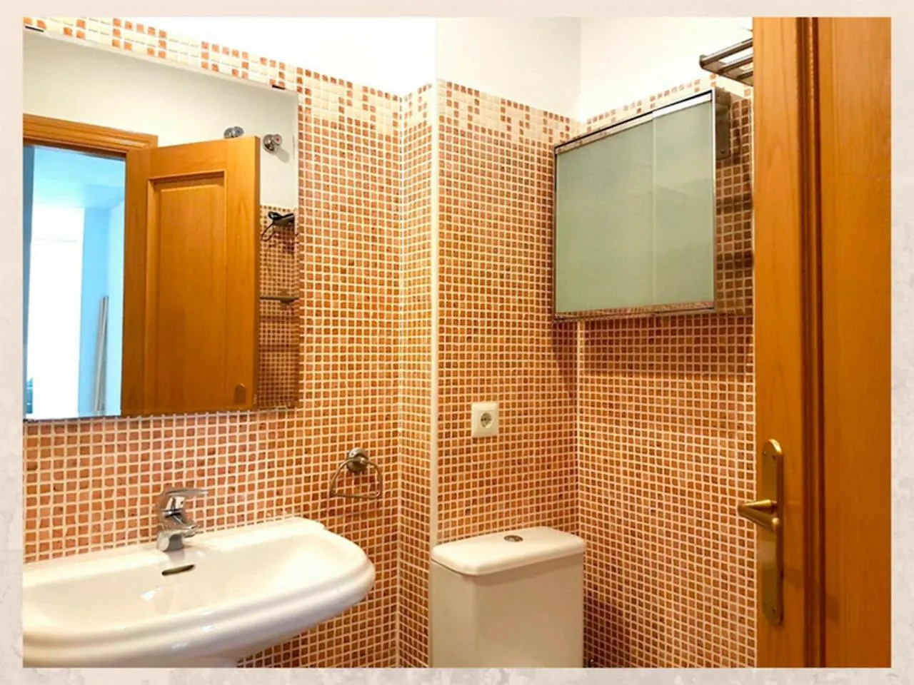 Renthas Perchel Apartment Málaga
